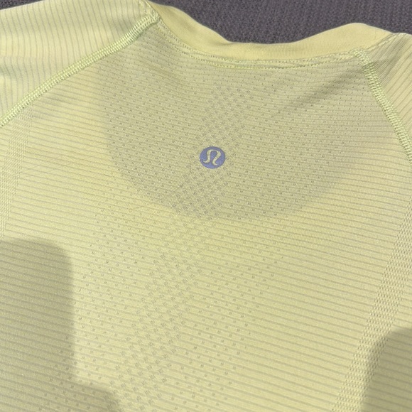 Yellow lululemon swiftly tech short-sleeve 2.0!! - Picture 3 of 4